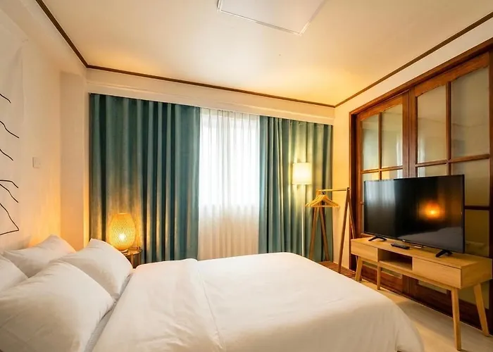 Apartment Atelier Cinema Concept 2 Stops To Hongdae *